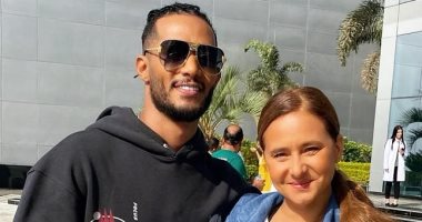 محمد رمضان ونيللى كريم فى أول صورة تجمعهما فى كواليس "ع الزيرو"