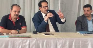 وكيل تعليم الغربية يعقد اجتماعا بمديري المدارس الثانوية لمناقشة استعدادات العام الدراسى