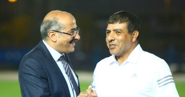 وليد عرفات يزور معسكر سموحة ويجتمع مع طارق العشرى