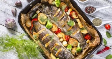طريقة عمل طاجن البطاطس بالسمك 