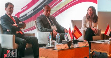 فى ملتقى الشراكة الإسبانية المصرية.. القاهرة: التجارة بين مصر وإسبانيا زادت بأكثر من 30%.. وزيرة التجارة الإسبانية: الحكومة تبنت إجراءات لتسهيل الاستثمارات.. وسفير مدريد: لقاءات عديدة قادمة بين مسئولى البلدين