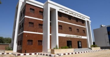 مشروعات حياة كريمة تسابق الزمن فى قنا.. الانتهاء من 10 مجمعات زراعية وخدمات حكومية و9 مراكز شباب بأبوتشت لخدمة نصف مليون مواطن.. ومجمعا الخدمات الزراعية والحكومية يخدمان 45 ألف مواطن بقرية الكلالسة بقوص.. صور