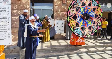 تنورة وعروض فرعونية احتفالا بيوم السياحة العالمى بالأقصر