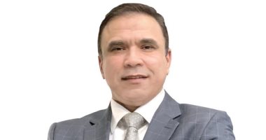 مدحت بركات: كلمة الرئيس السيسي اليوم رسالة طمأنة لرجال الأعمال والمستثمرين