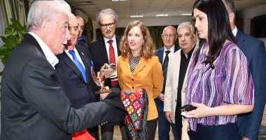 محافظ جنوب سيناء يلتقي وفدا صربيا برئاسة رئيس المجلس النيابي لباجودينا.. صور