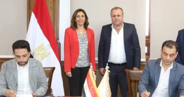 وزيرة الثقافة تشهد توقيع بروتوكول تعاون مع الشركة المتحدة للإنتاج السينمائى