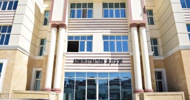 رئيس جامعة بنى سويف يتفقد التجهيزات النهائية لبدء الدراسة بالجامعة الأهلية