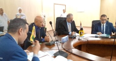 مجلس جامعة أسوان يناقش جاهزية المنصات الإلكترونية