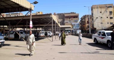 محافظ الفيوم يعلن تعريفة الركوب الجديدة لسيارات الأجرة والتاكسى.. صور