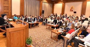 البابا تواضروس الثانى يلتقى خدام أسقفية الخدمات وشركاء التنمية