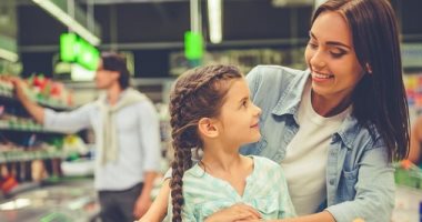 كن صديقا للبيئة أنت وأطفالك.. أستاذ مركز البحوث الزراعية: يمكن زراعة الخضراوات على أسطح المنازل مثل الطماطم والكرنب ويجب الاهتمام بتدريس المادة الزراعية.. وهذه خطوات يجب اتباعها لتعليم الأطفال الحفاظ على البيئة
