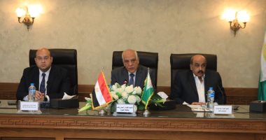محافظ الجيزة يتابع التجهيزات النهائية لاستقبال العام الدراسى الجديد