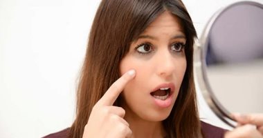 الحليب البارد وصفة طبيعية للتخلص من الهالات السوداء .. مش هتحتاجى لكونسلير 