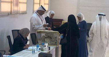 سيدات الكويت يشاركن بقوة بانتخابات مجلس الأمة.. ووزير العدل: نتوقع حضور مكثف 