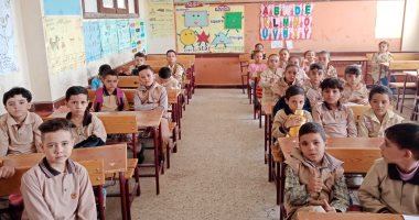 كيف استعدت الفيوم لاستقبال العام الدراسى الجديد؟.. المحافظ: منع أى ممارسات سلبية تضر بالعملية التعليمية.. وتوجيهات بمراجعة أعمال الصيانة بكافة المدارس.. ويؤكد: رفع كافة الإشغالات وتكثيف حملات النظافة.. صور
