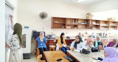 بدء الدراسة جزئيا بجامعة دمياط اليوم.. صور