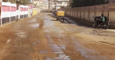 محافظ الشرقية يوجه برفع كفاءة شارع المدارس بأبو كبير ورفع الإشغالات ببحر مويس