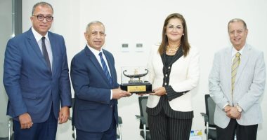 وزيرة التخطيط تشهد إطلاق تقرير التنمية العربية 2022 بعنوان النمو الاقتصادي العربي في ظل الأزمات