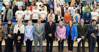 رئيس جامعة المنصورة الجديدة يفتتح الأسبوع التعريفي للطلاب الجدد.. صور