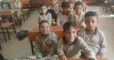 بدء الدراسة جزئيا في عدد من المدارس بالفيوم.. صور