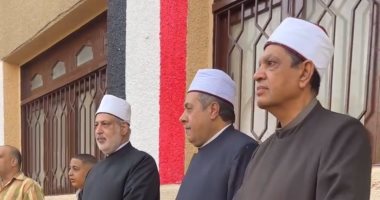 وكيل الأزهر يتفقد عددا من معاهد القاهرة للاطمئنان على انتظام الدراسة