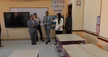 محافظ الدقهلية يفتتح عددا من المدارس بحي غرب ومركز المنصورة بتكلفة 62 مليون جنيه