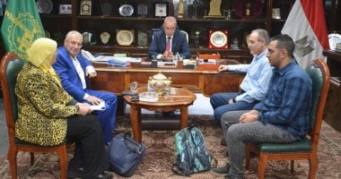 محافظ القليوبية يتابع الموقف التنفيذي لمشروعات حياة كريمة بالمحافظة