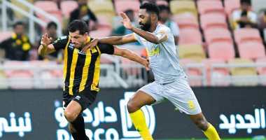 طرد طارق حامد فى شوط أول سلبى بكلاسيكو النصر ضد الاتحاد.. فيديو