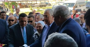 وزيرا التنمية المحلية والزراعة يفتتحان محطة بحوث الوادى الجديد 