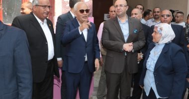وزير التعليم ومحافظ بنى سويف يتفقدان مدرسة الشهيد محمد مرزوق الإعدادية.. صور
