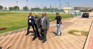 رئيس جامعة أسوان يتابع سير الدراسة بالحرم الجامعي القديم 