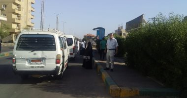 لجان من مجلس مدينة سفاجا لمتابعة خطوط السرفيس في بداية العام الدراسي