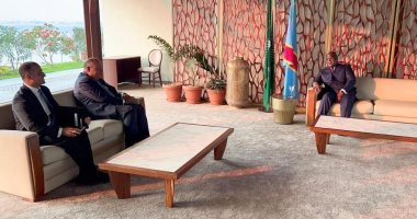 وزير الخارجية يؤكد لرئيس الكونغو الاهتمام الذى توليه الرئاسة المصرية لمؤتمر المناخ