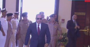 الرئيس السيسي يصل مقر انعقاد الندوة التثقيفية بمناسبة ذكرى انتصارات أكتوبر