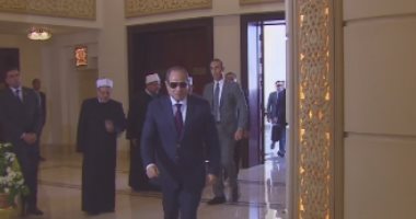 الرئيس السيسي يصل مقر انعقاد احتفال وزارة الأوقاف بالمولد النبوى الشريف