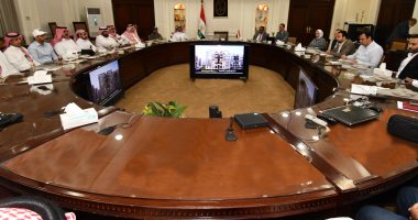مسئولو "الإسكان" يستعرضون مع وفد سعودى تجربة مصر فى تطوير المناطق غير الآمنة