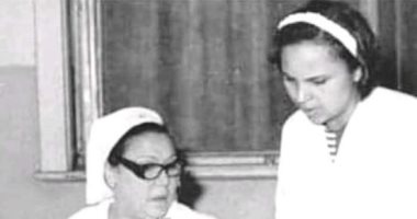 صورة نادرة.. تحية كاريوكا ممرضة متطوعة فى حرب أكتوبر 1973