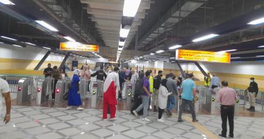 أخبار × 24 ساعة.. توافد الركاب على محطات المترو الجديدة بالخط الثالث 