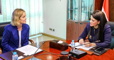 رانيا المشاط تلتقى السفير النرويجى ومسئولى شركة "سكاتك" لبحث تعزيز التعاون الثنائى