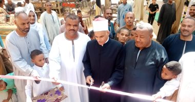 محافظ أسوان ينيب السكرتير العام لافتتاح مسجد البراسى والإجمالى يصل لـ99 مسجدا.. صور