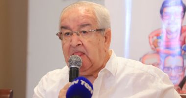 محمود حميدة فى ندوة تكريم محمد عبد العزيز: عدّل سلوكى بالمجتمع السينمائى