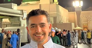 تزامنا مع ذكرى المولد.. هانى سلامة ينشر صوره من المسجد النبوى: أطهر بقاع الأرض