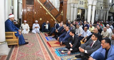 محافظ قنا يشهد الاحتفال بالمولد النبوى الشريف بمسجد سيدى عبد الرحيم القنائى