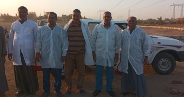 تحصين الماشية فى سوق إسنا ضد الحمى القلاعية والوادى المتصدع في الأقصر.. صور