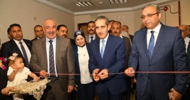 افتتاح معرض الفنون التشكيلية الخامس على هامش الاحتفال بالعيد القومى بالغربية