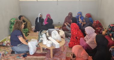 استعدادا لقمة المناخ.. تدريب النساء على المنتجات اليدوية بمحمية وادى الجمال