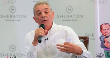 محمد عبد العزيز عن محمود حميدة: زاد شرف تكريمى فى دورة تحمل اسمه