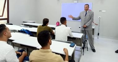 رئيس جامعة المنصورة الجديدة يتابع انتظام الدراسة بجميع الكليات 