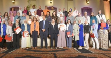 وزيرة الثقافة تشهد حفل تخرج الدفعتين الثانية والثالثة من "صنايعية مصر"