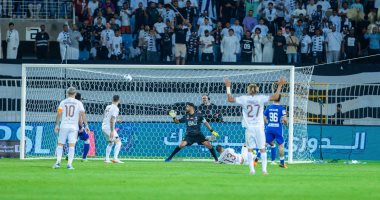 الهلال ضد الشباب.. التعادل 1-1 يحسم قمة الدوري السعودي "فيديو"